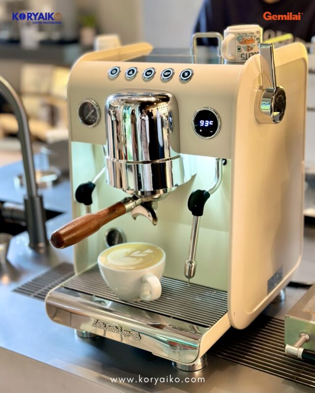 Pop-up ready ☕✨

 Meet your coffee cart’s new besties: Gemilai G3148B & G9015C.

 Sleek, compact, and built to impress — whether you’re starting out or scaling up.

✨ Limited stocks only 
DM us or visit www.koryaiko.com to grab yours today!

#coffeecart #gemilaicoffee #brewonthego #koryaikophilippine #EspressoEverywhere