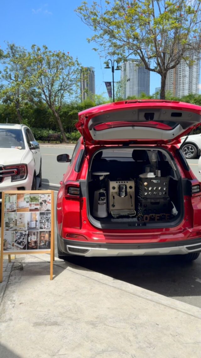 Gemilai G3148B

We bring the machine, the barista, and the experience. 
Message us to get this setup! ☕📸

#koryaikophilippine #gemilaicoffee #coffeeonwheels
